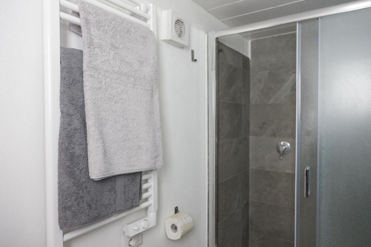 Volvinioone Monolocale Uso Esclusivo In Cermenate Appartement Milaan Buitenkant foto